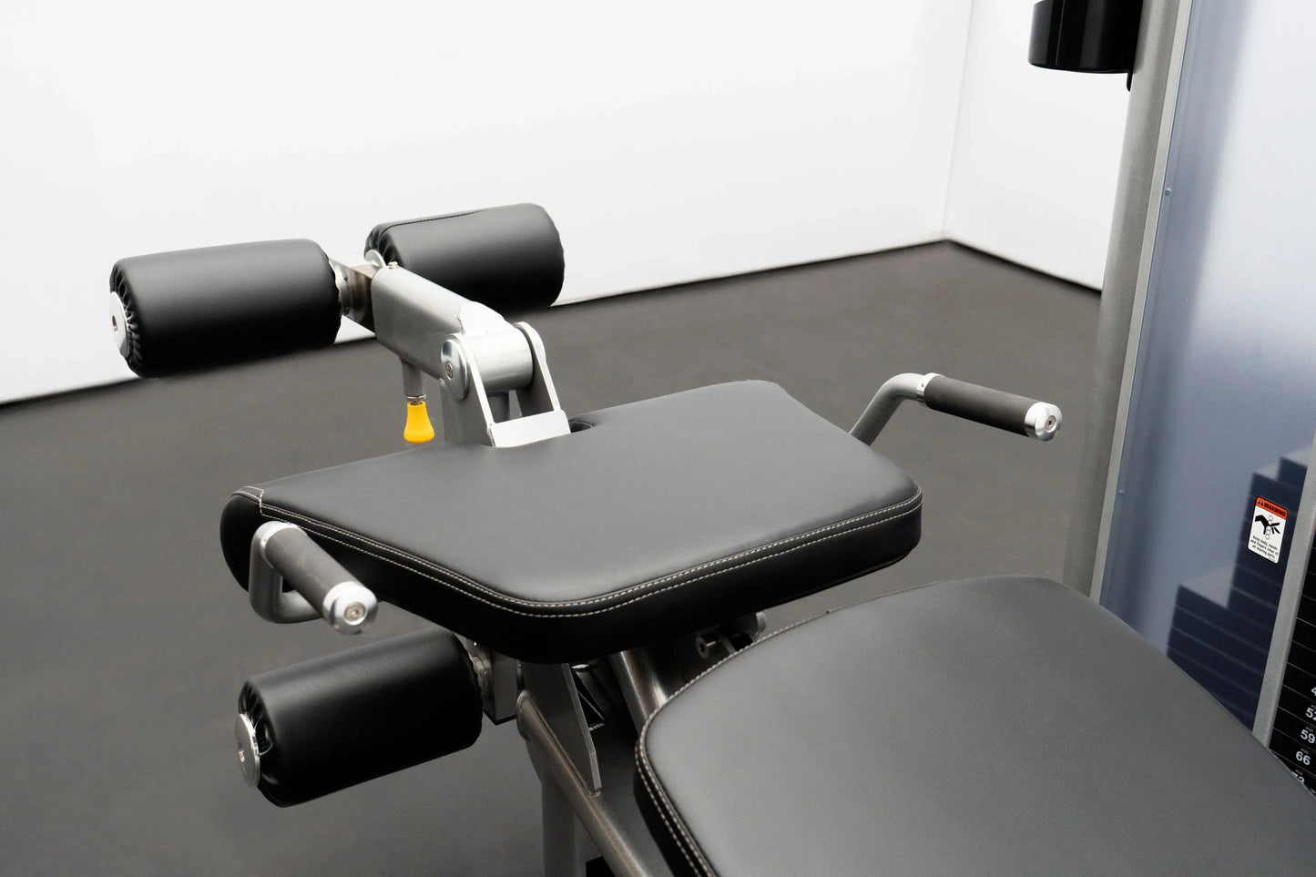 BodyKore Leg Extension/Leg Prone GR643