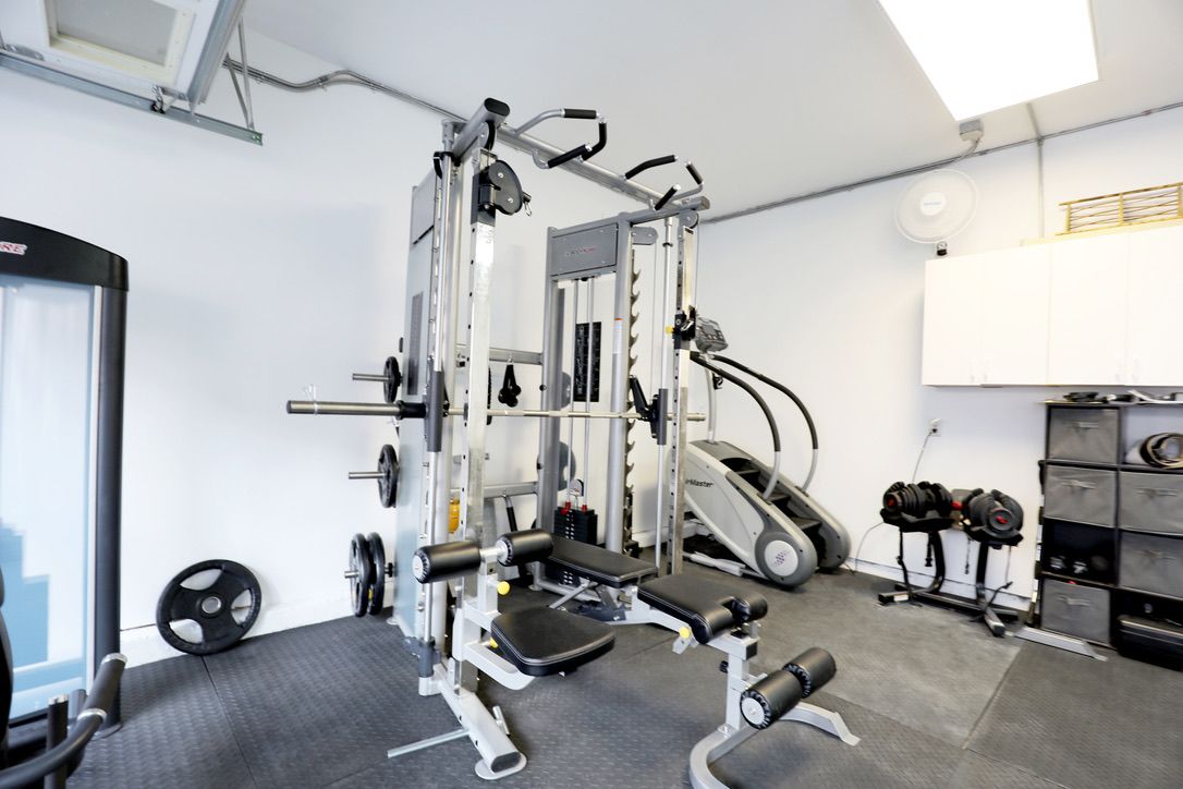 BodyKore Universal Trainer MX1162