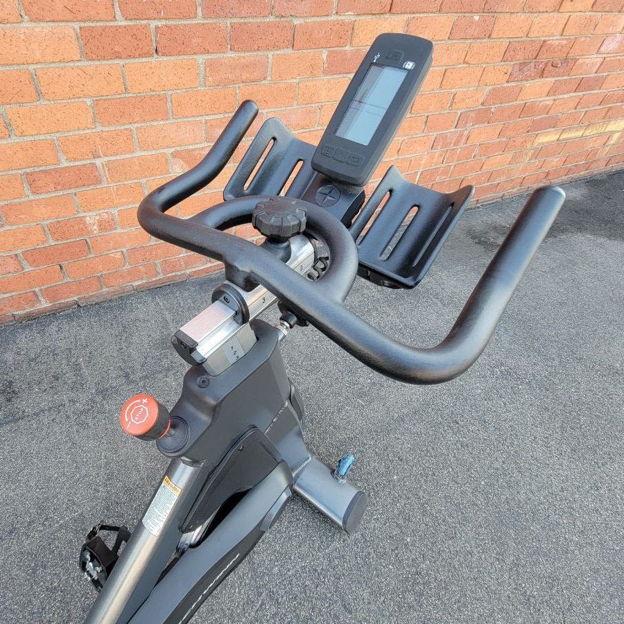 Schwinn SC Power Indoor Cycle w/Self Powered Echelon2G Console - Demo